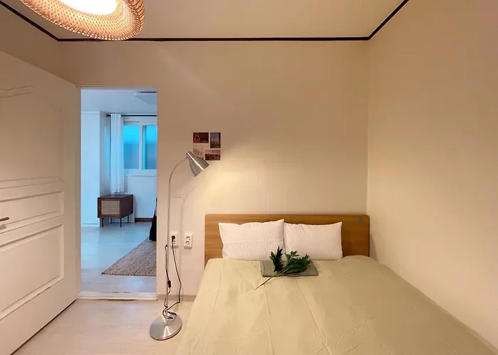 House Of Lotus #1min Fr Stn Line2 #seoul Travel #quite&cozy #yoga&meditation Apartment *